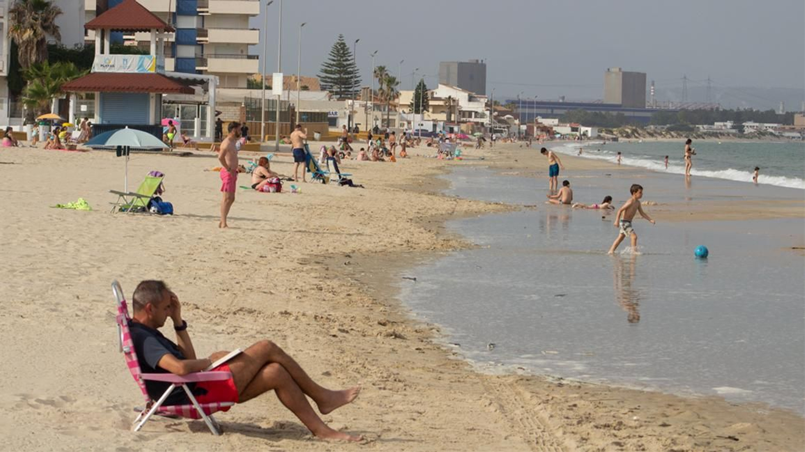 La playa de El Rinconcillo.