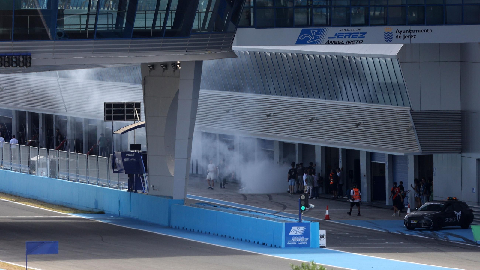 Imágenes del gran ambiente de fiesta en la Racing Weekend y el 40 aniversario del Circuito de Jerez