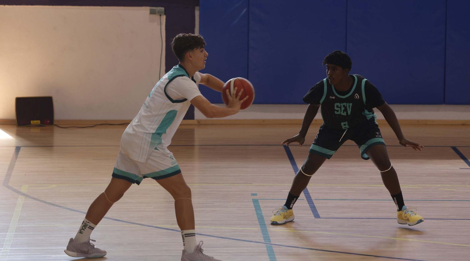 Las fotos de la tercera y última jornada del Campeonato de Andalucía infantil masculino de baloncesto, en La Línea