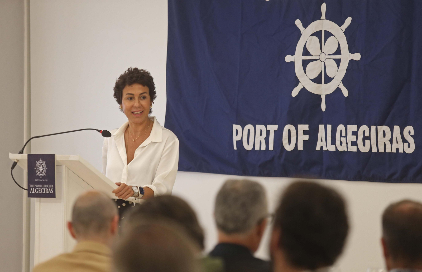Fotos de la conferencia de Isabel Pardo de Vera en el Propeller Club Algeciras