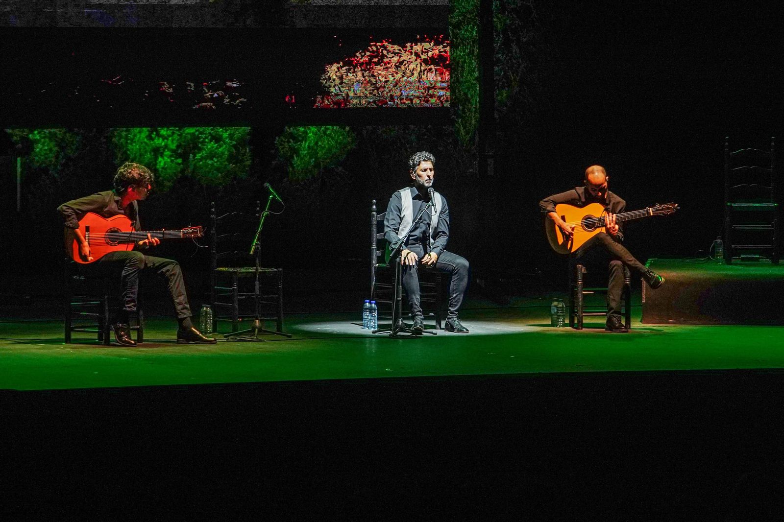 Arcángel hace vibrar el teatro del Generalife de Granada: las imágenes