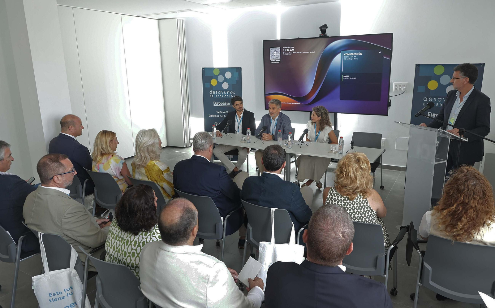 Fotos del Desayuno de Redacción de Europa Sur 'Moeve60 : Diálogos de Andalucía' en SanRoque