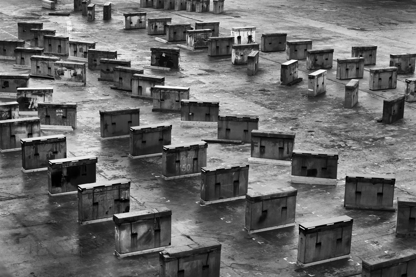 Cama en el dique seco del astillero de Puerto Real, a la espera de la llegada de bloques para el segundo petrolero.