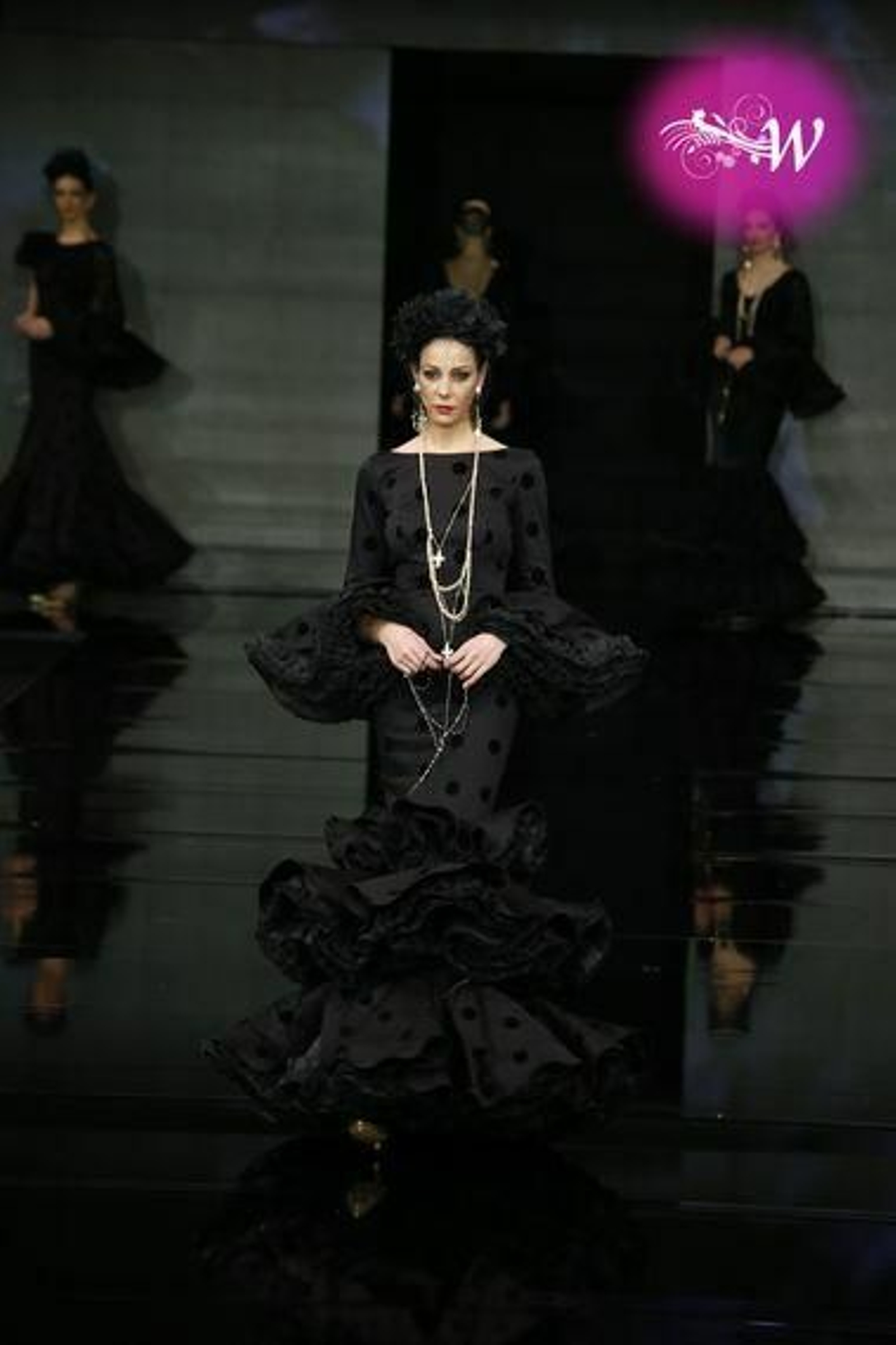 Yolanda Rivas & MM Garrido Complementos presentan 'Lágrimas negras' en SIMOF 2020