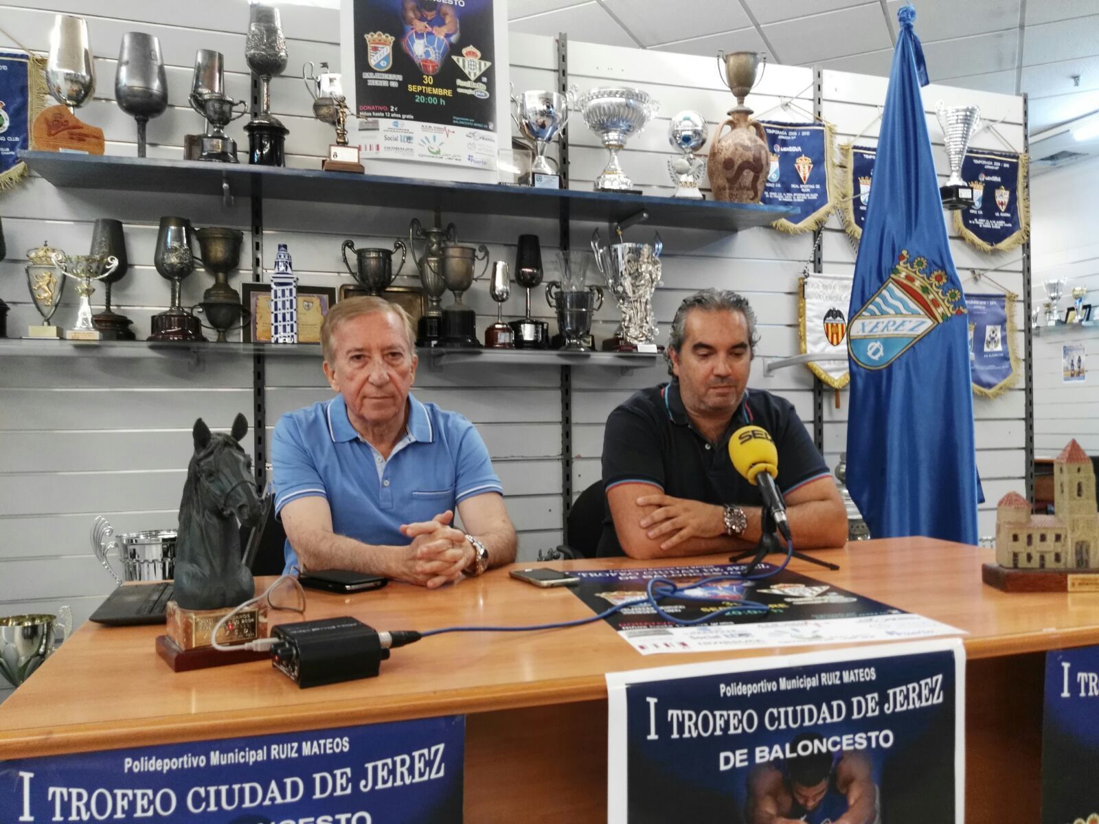 Gallardo y Miguel Soto, en la presentación del partido del BXCD.