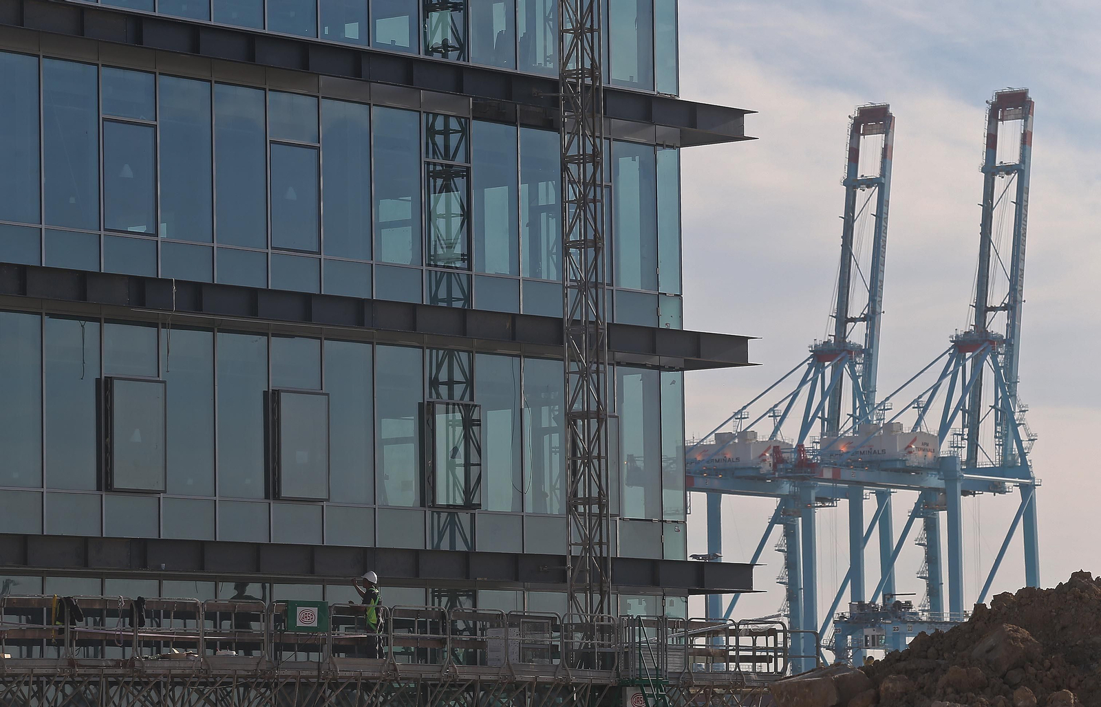 Fotos de la visita a las obras del Centro de Innovación de la UCA del Lago Marítimo en Algeciras