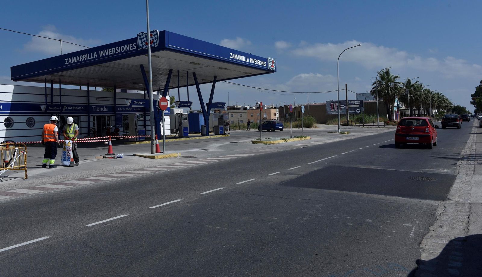La gasolinera implicada en el caso de contaminación ambiental en Coria del Río.