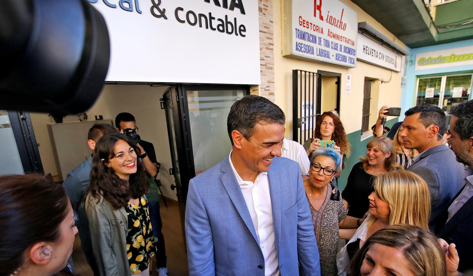 Pedro Sánchez paseando por Princi-Jerez