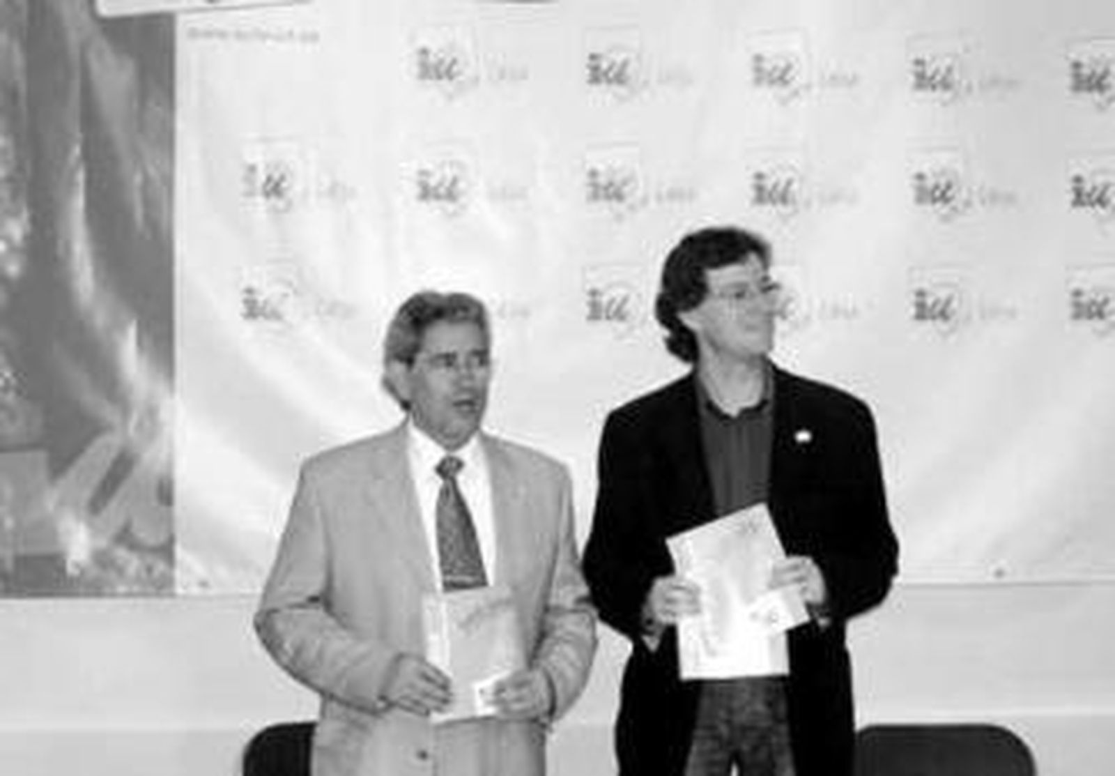 Pedro Vaquero y Manuel Morales, en la rueda de prensa de ayer.