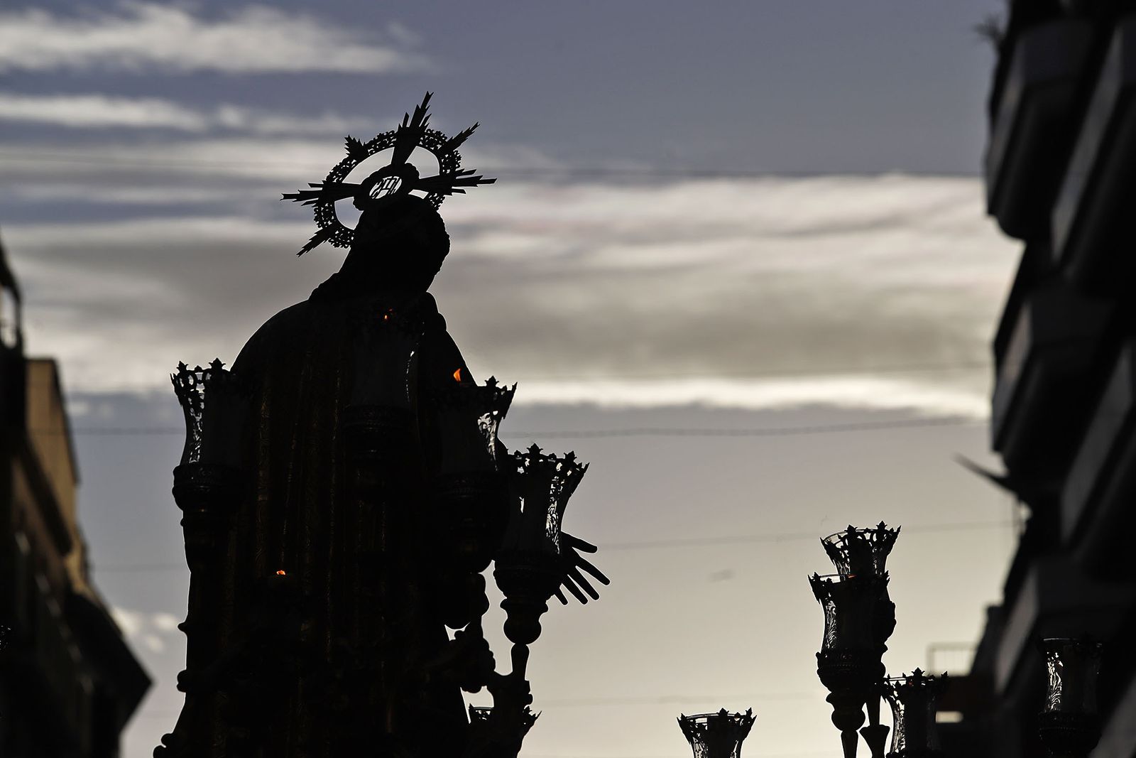 Imágenes del Sagrado corazón de Jesús en procesión por las calles del centro