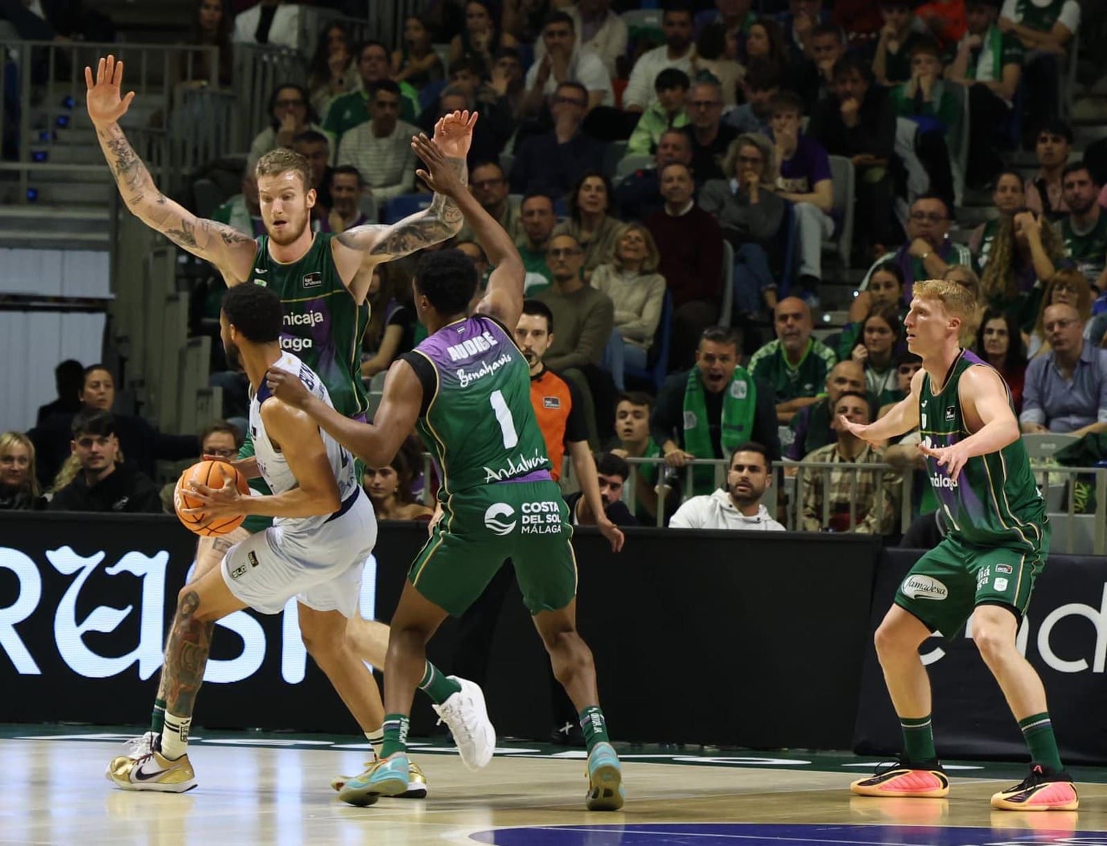 Las fotos del Unicaja - Joventut