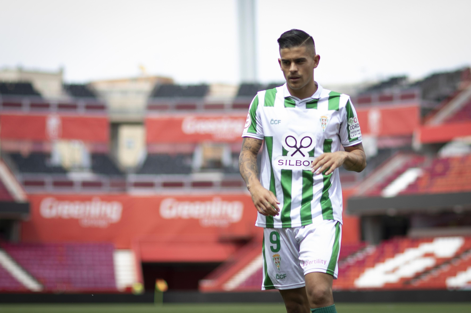 Las mejores fotos del ambiente en el Recreativo Granada - Córdoba CF