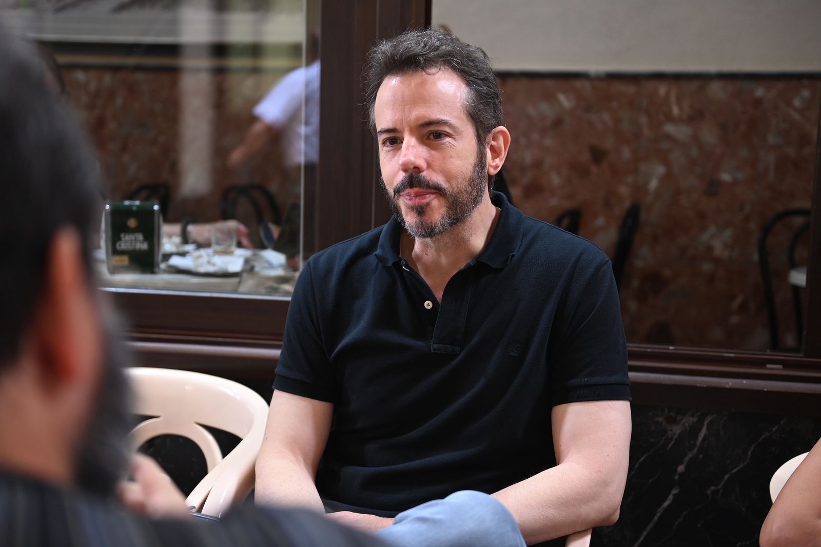 El escritor y profesor Vicente Luis Mora.