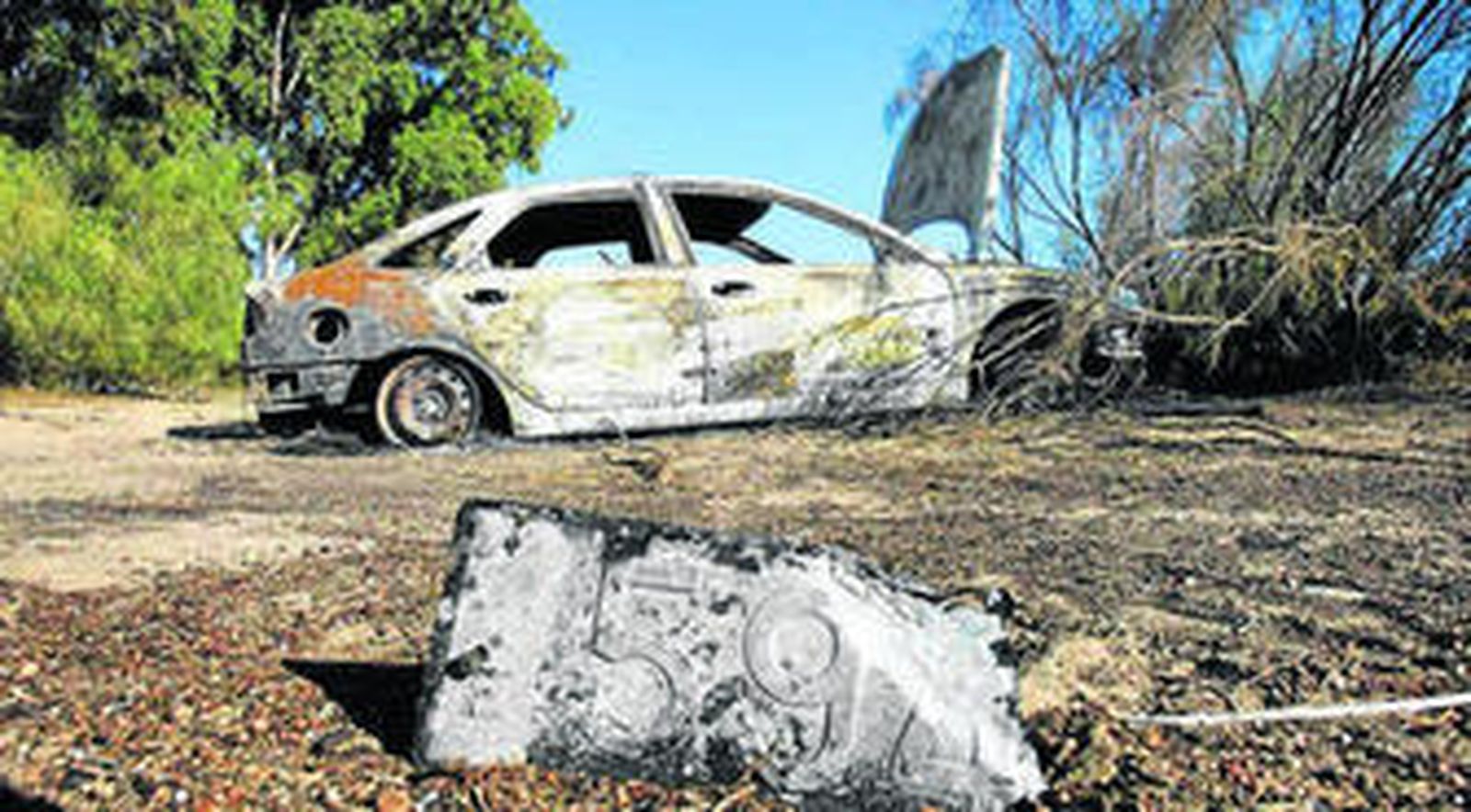 Imagen del vehículo en el que fue encontrada la víctima en Gérgal