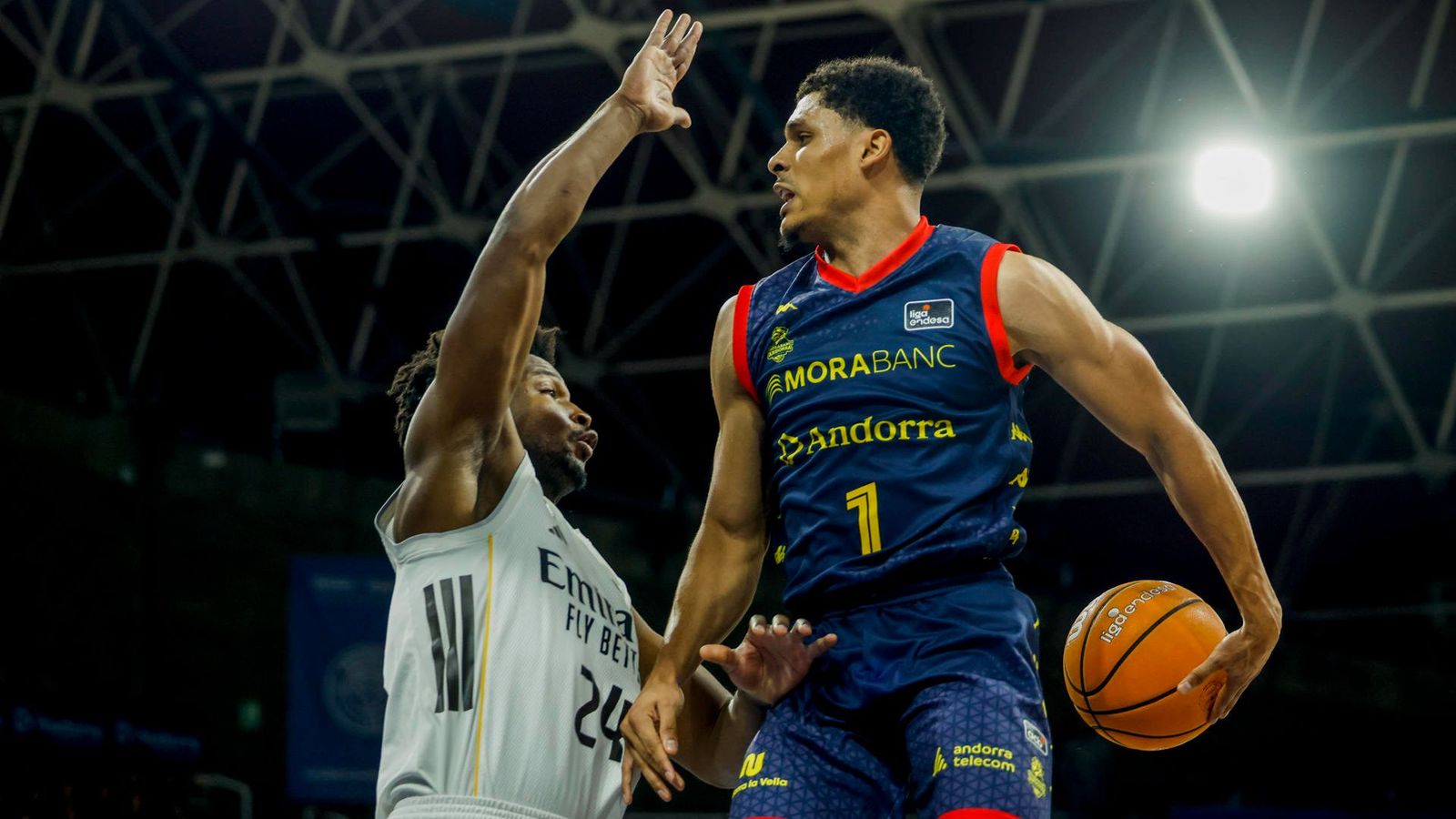 Castañeda, ante el Real Madrid.