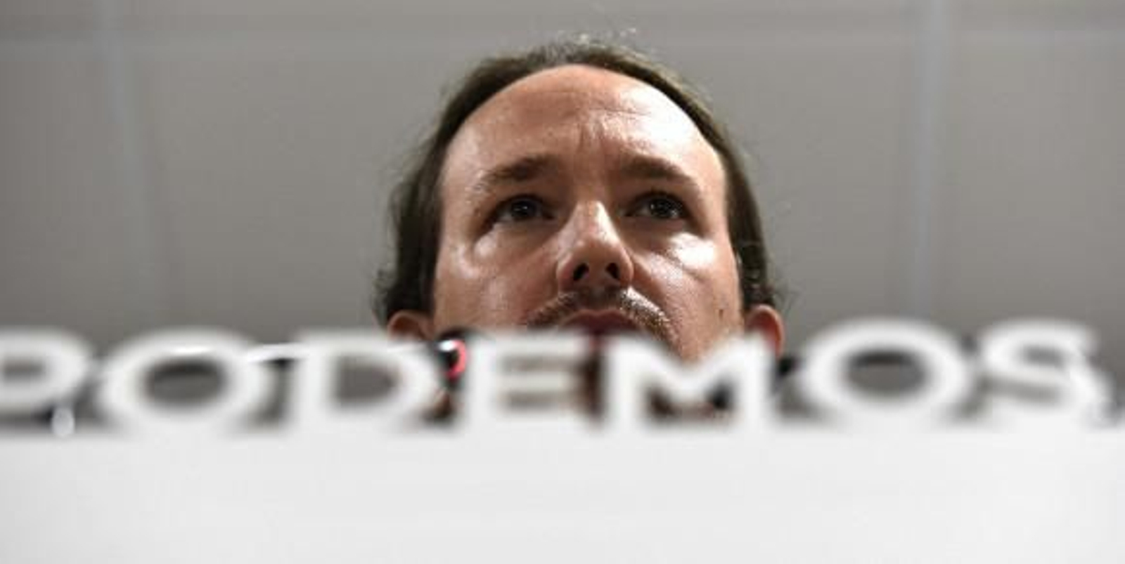 Podemos se compromete a convocar un referéndum en Cataluña si gana las generales