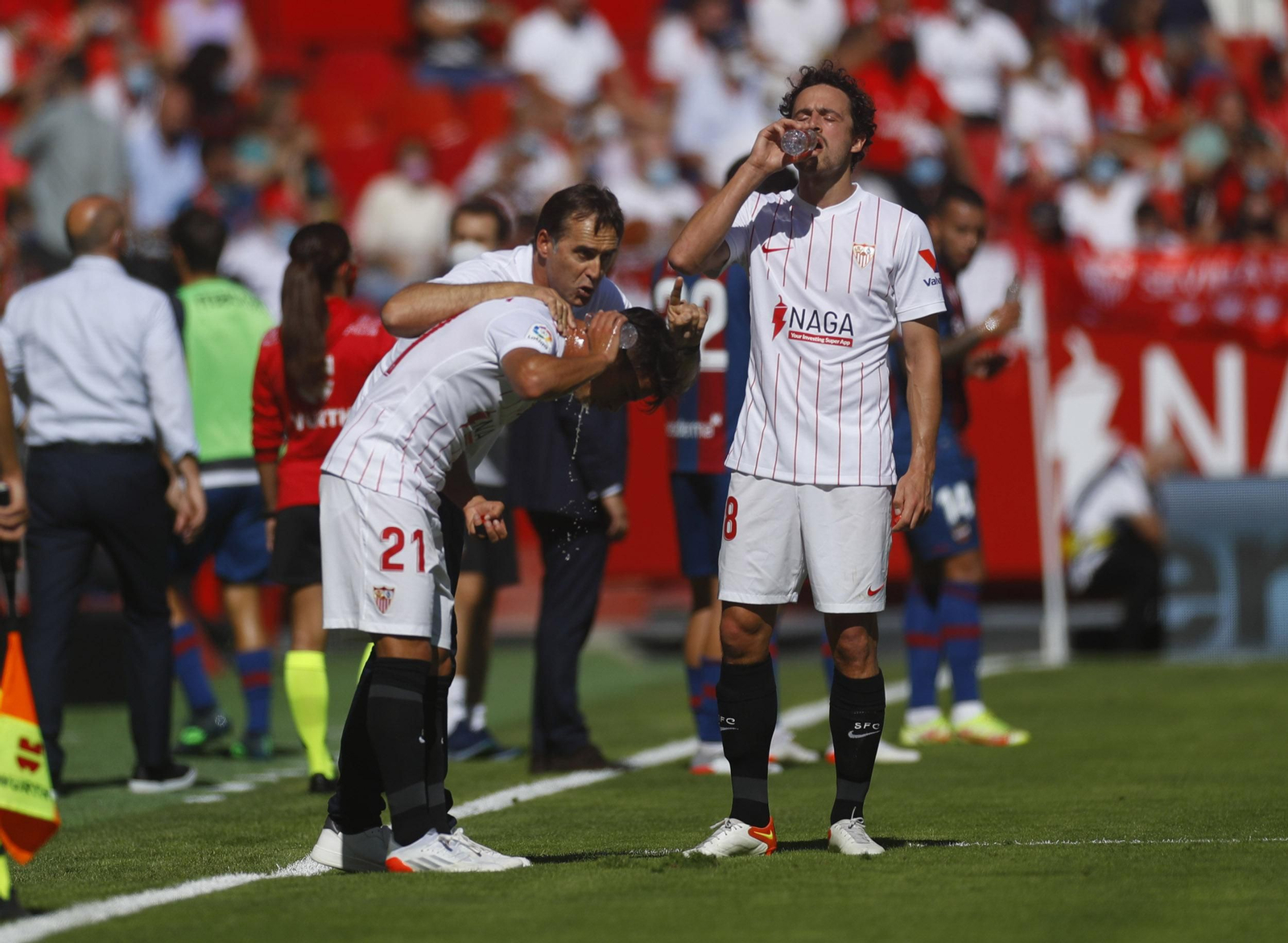 Las imágenes del Sevilla-Levante