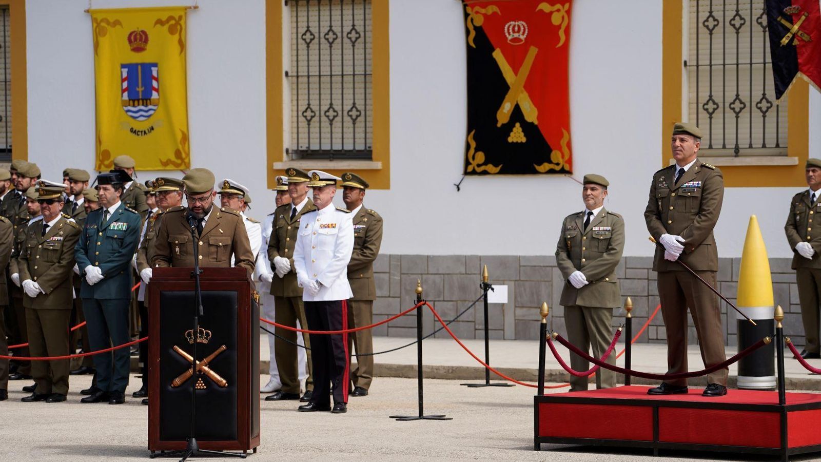 Celebración del 2 de mayo en el RACTA-4 de Camposoto.