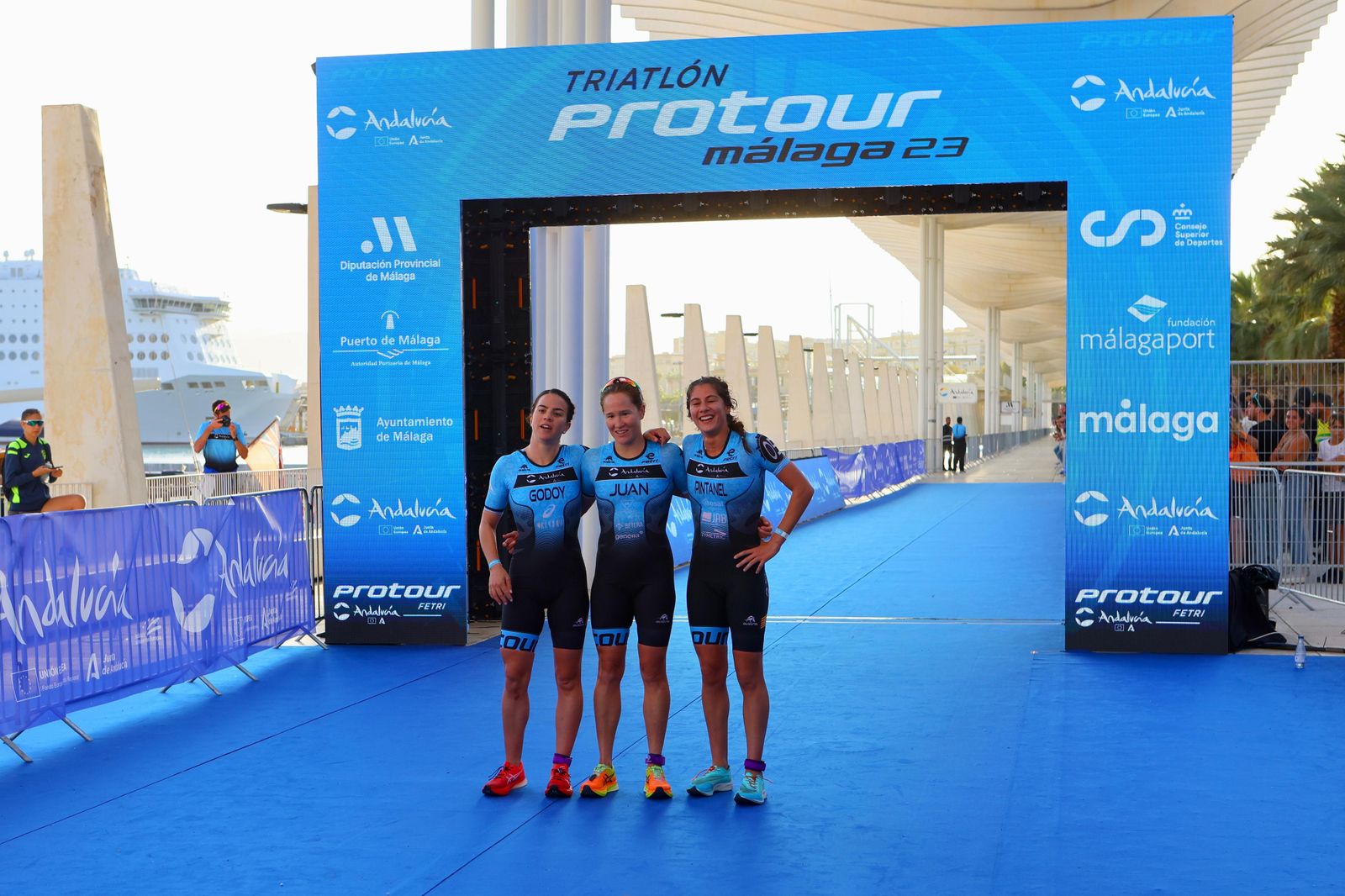 Las imágenes del Test Event de triatlón en Málaga
