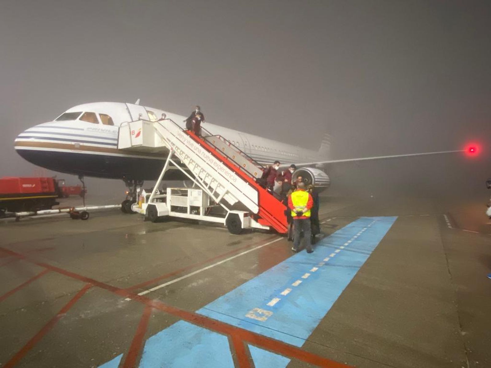 La niebla impide al Sevilla regresar de Vigo.