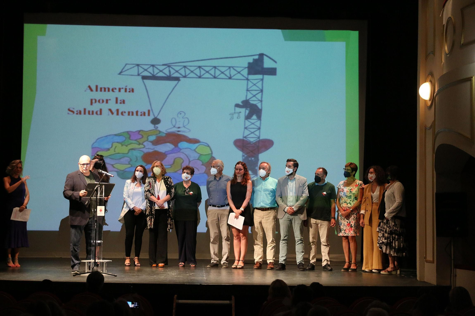 Gala celebrada en el Teatro Apolo de la capital con motivo del Día de la Salud Mental.