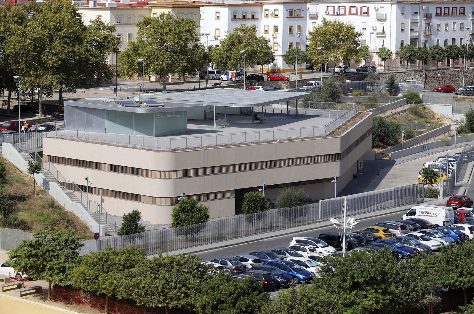Un paseo en imágenes por la Plaza del Antiguo Estadio y sus alrededores