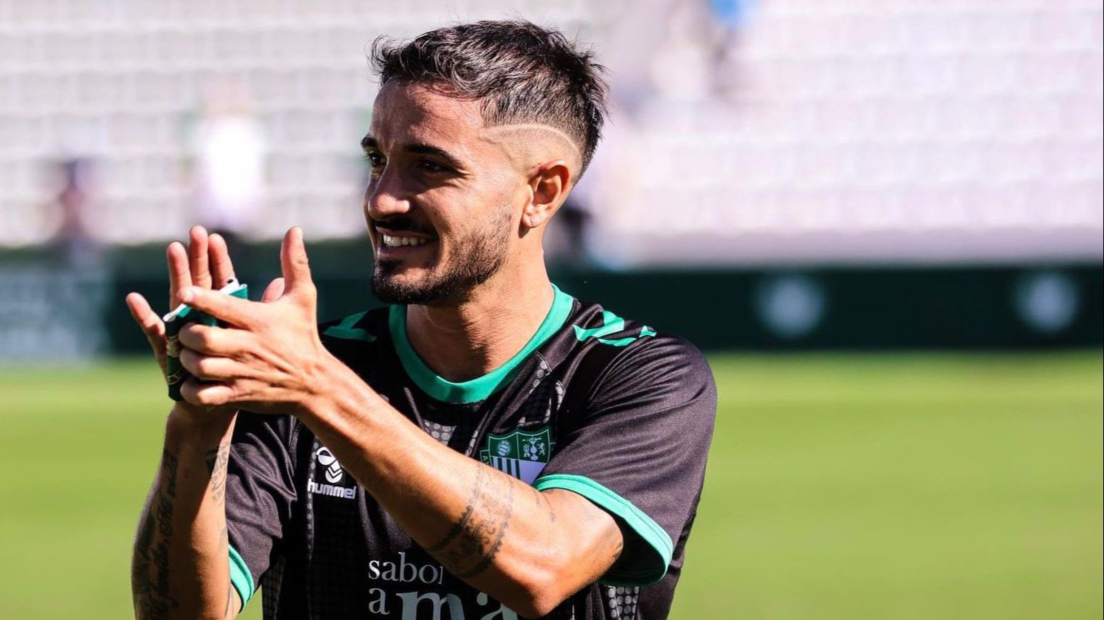 Tomi Lanzini, en su época en el Antequera CF