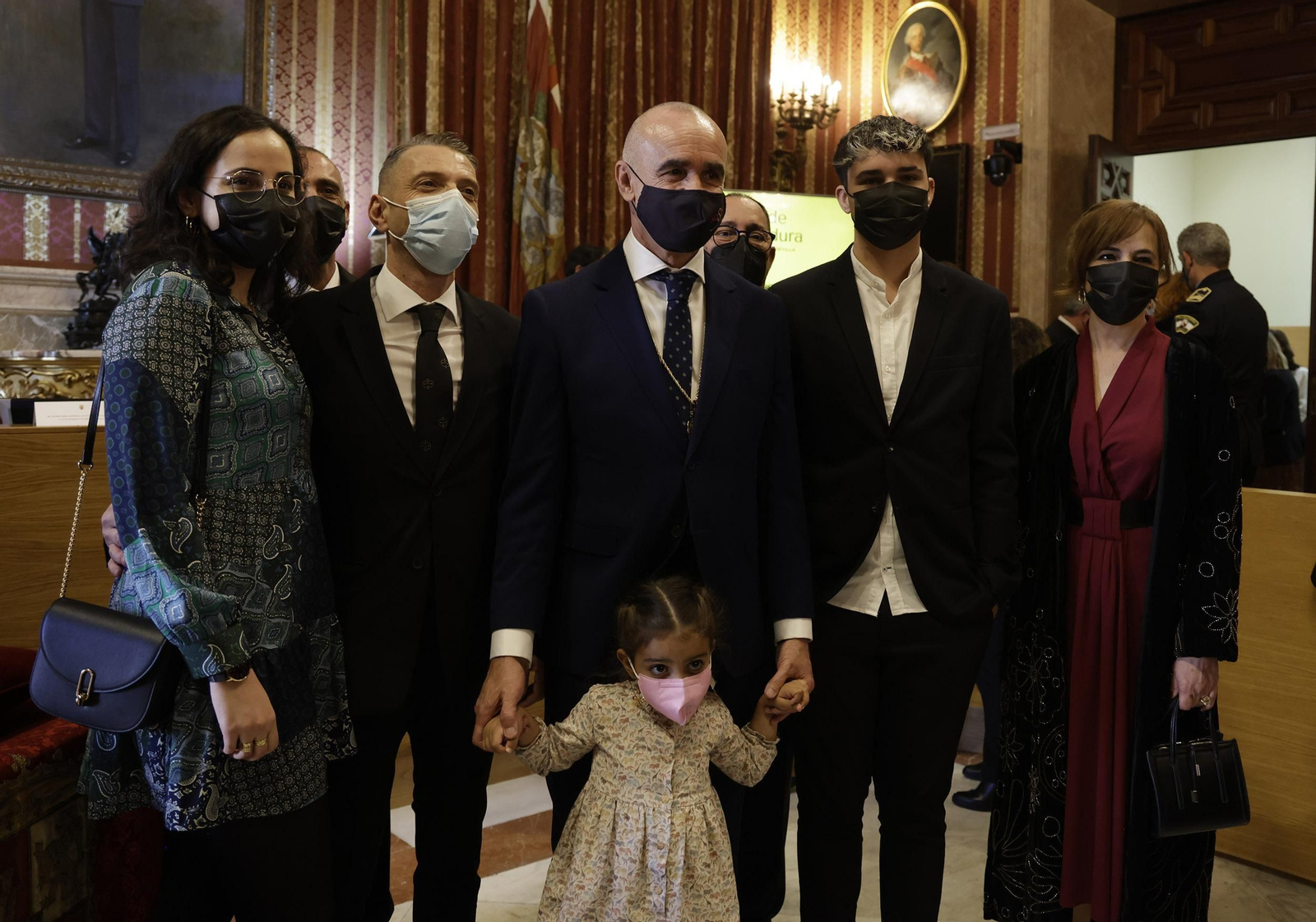 La investidura de Antonio Muñoz como Alcalde de Sevilla, en imágenes