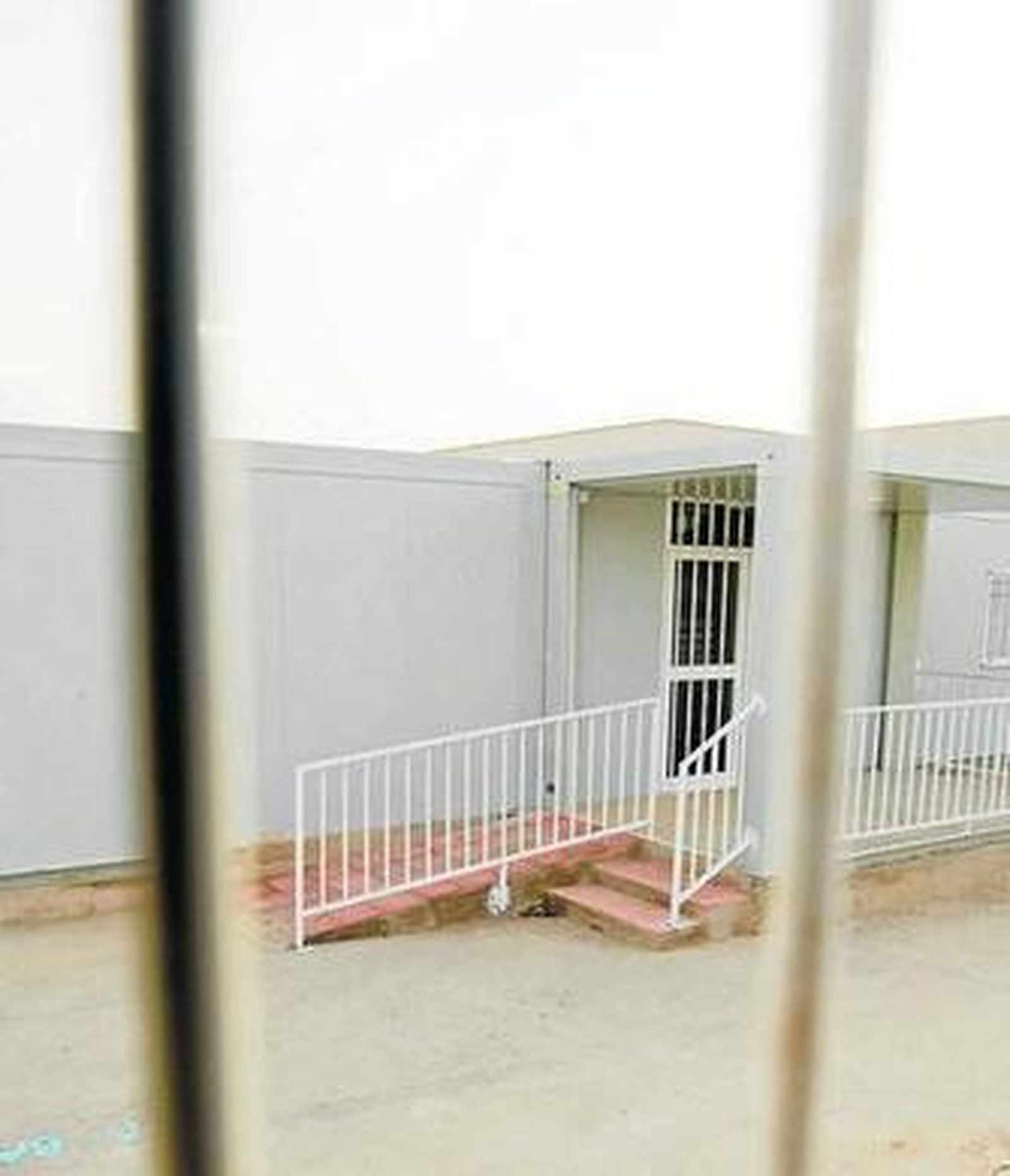 Una de las aulas instaladas junto al CEIP Torremar.