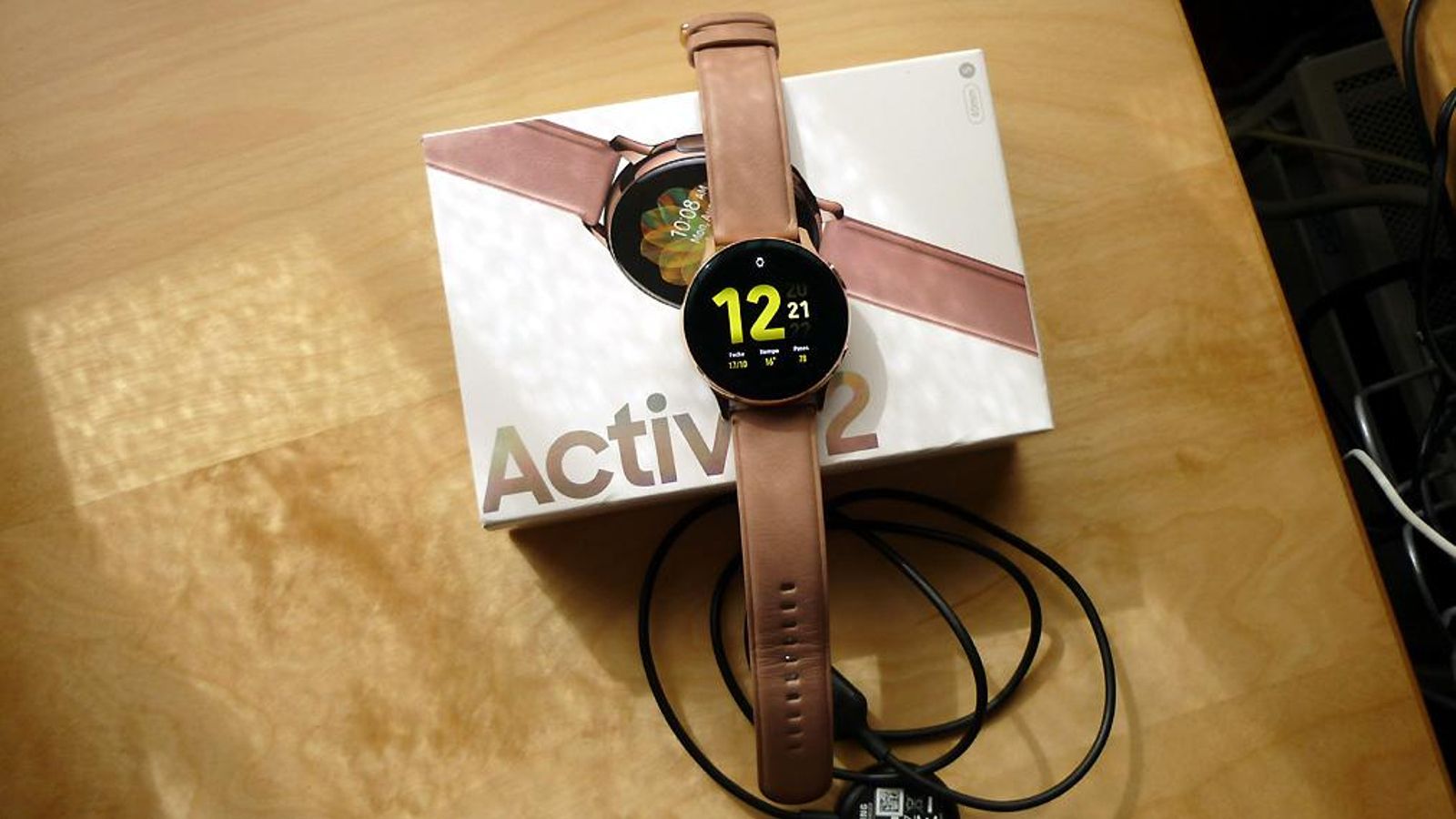 Análisis del Samsung Galaxy Watch Active2: contenido de la caja
