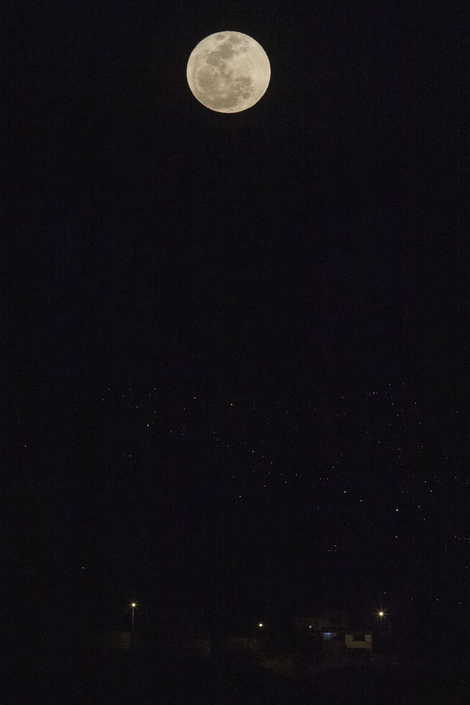 La Superluna azul captada en diferentes partes del planeta: un disfrute visual de la Luna del Esturión