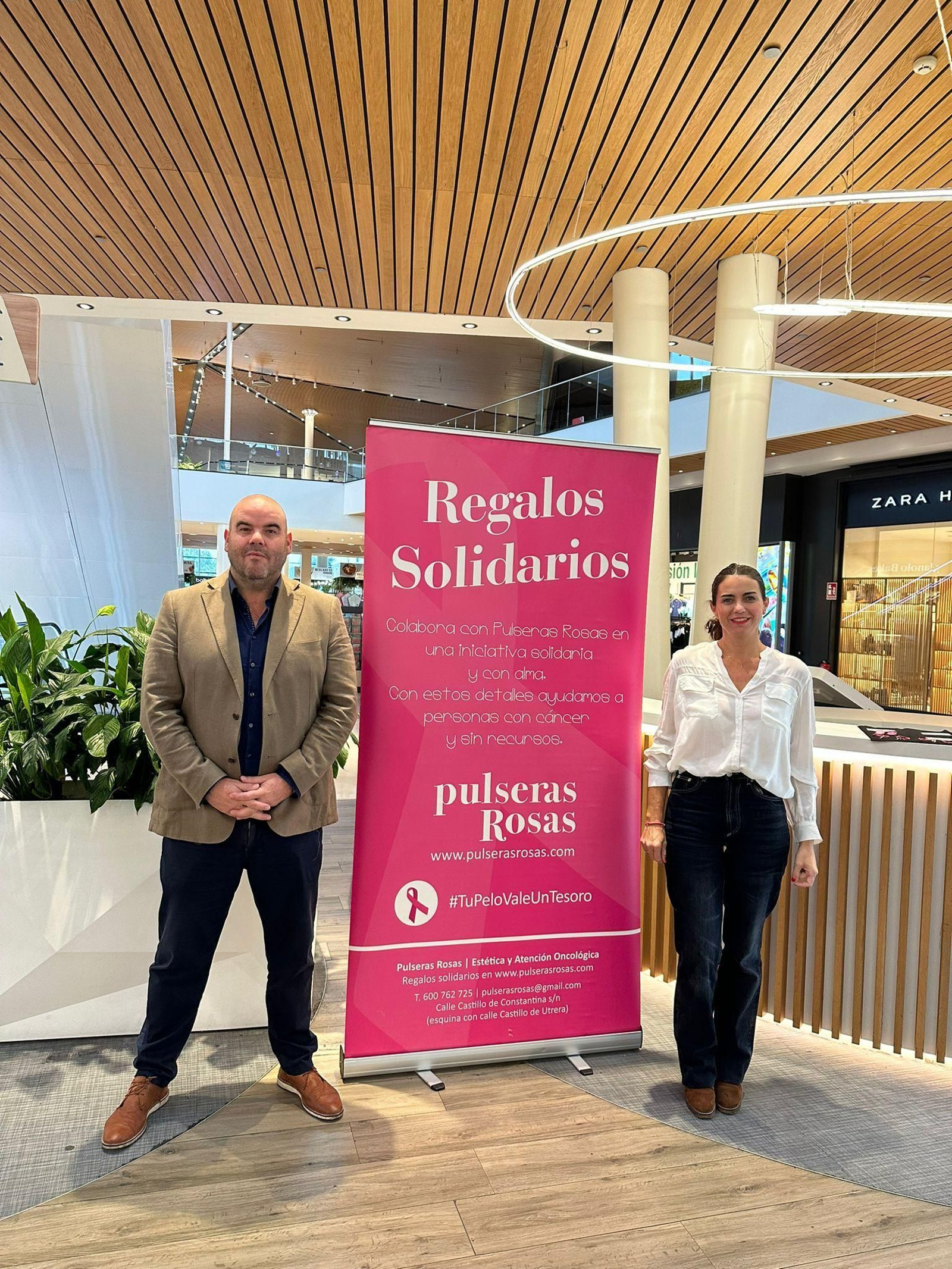 Carlos Fita y Carla Herrera.