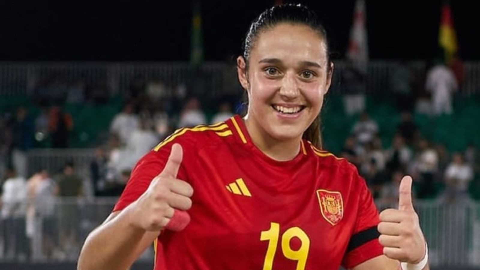 Paqui Campoy, con la camiseta de la selección nacional.