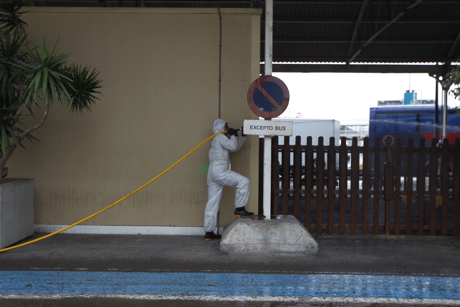 Fotogalería Coronavirus. Actuación UME en Almería.