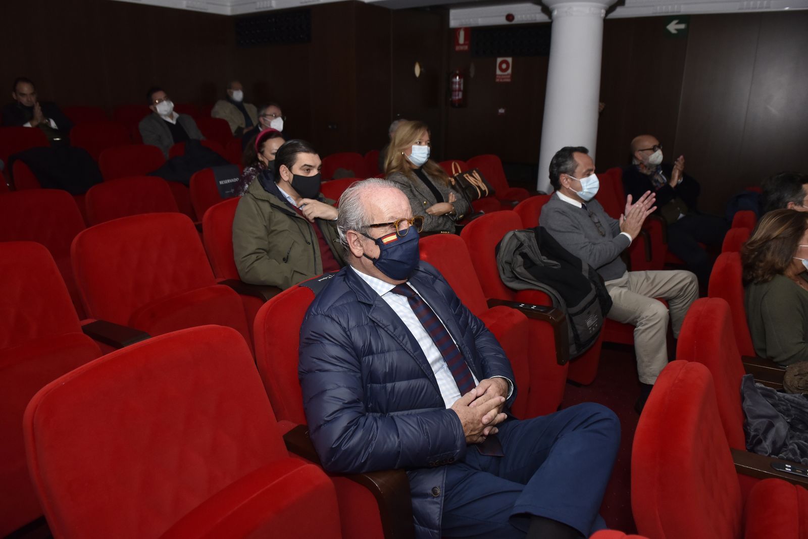 La presentación del libro de Carlos Navarro, sobre Luis Carlos Peris en imágenes