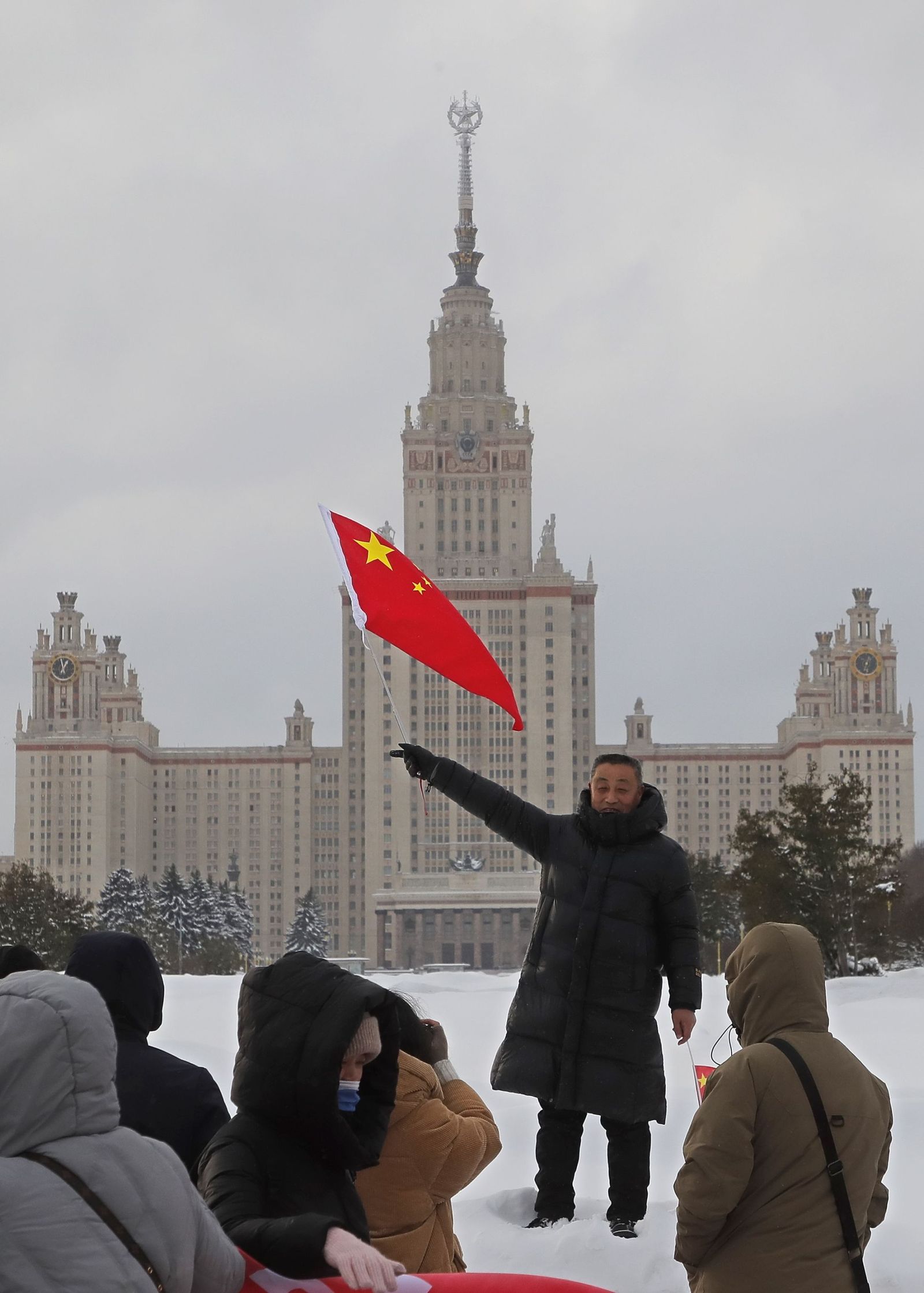 Nieve, Navidad, decoración, hielo y frío en Moscú