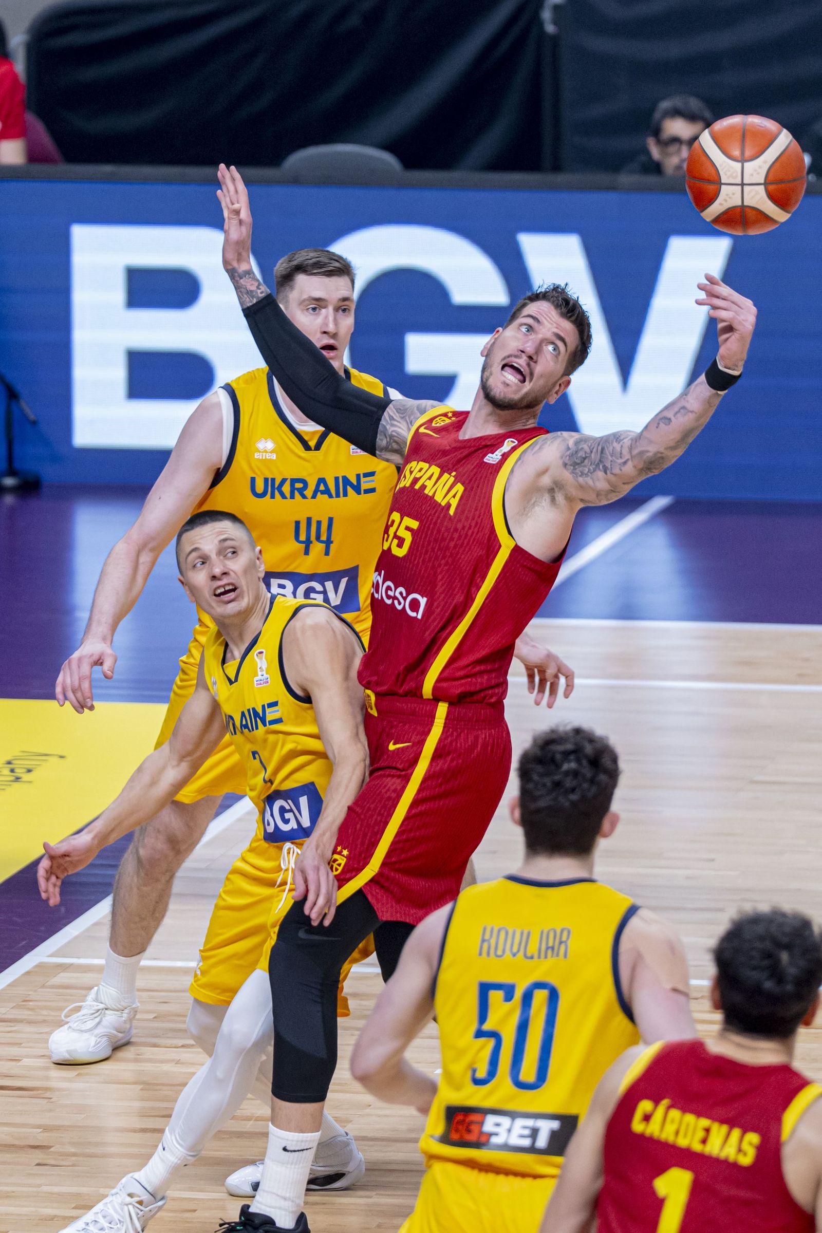 Las mejores fotos del Ucrania-España de baloncesto