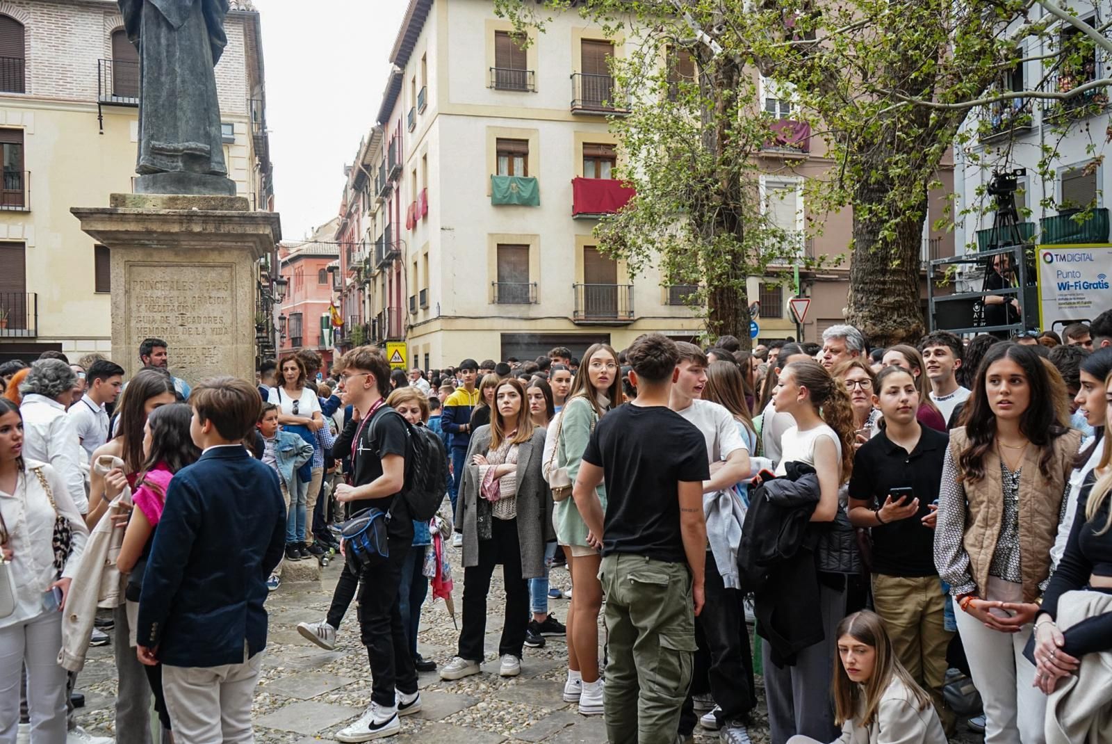 Fotos: el Domingo de Ramos de Granada se queda sin su Santa Cena