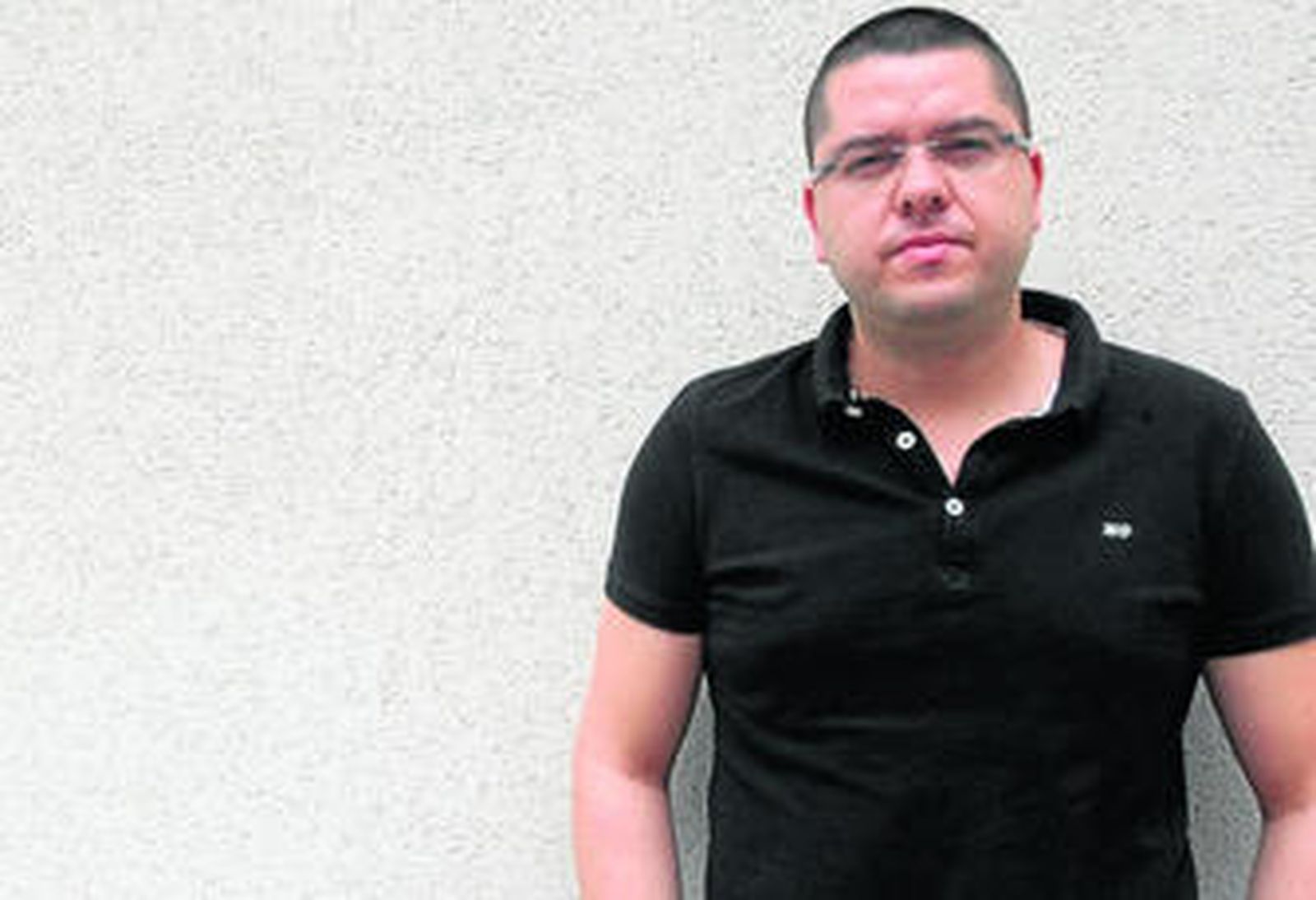 "Tengo muchos relatos de terror, fantasía y ciencia ficción"