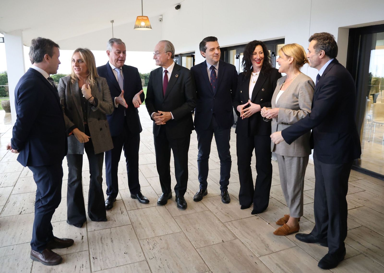 El 'Foro de las ciudades', organizado por el Grupo Joly en Antequera, en imágenes