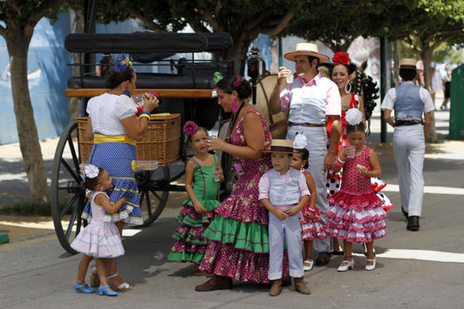 Hora de barrer la fiesta 

Foto: Lorena Avil?