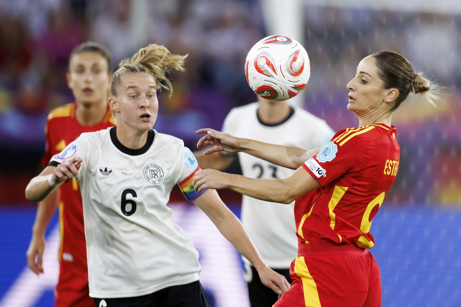 Las mejores imágenes de la semifinal Alemania - España de la Eurocopa femenina
