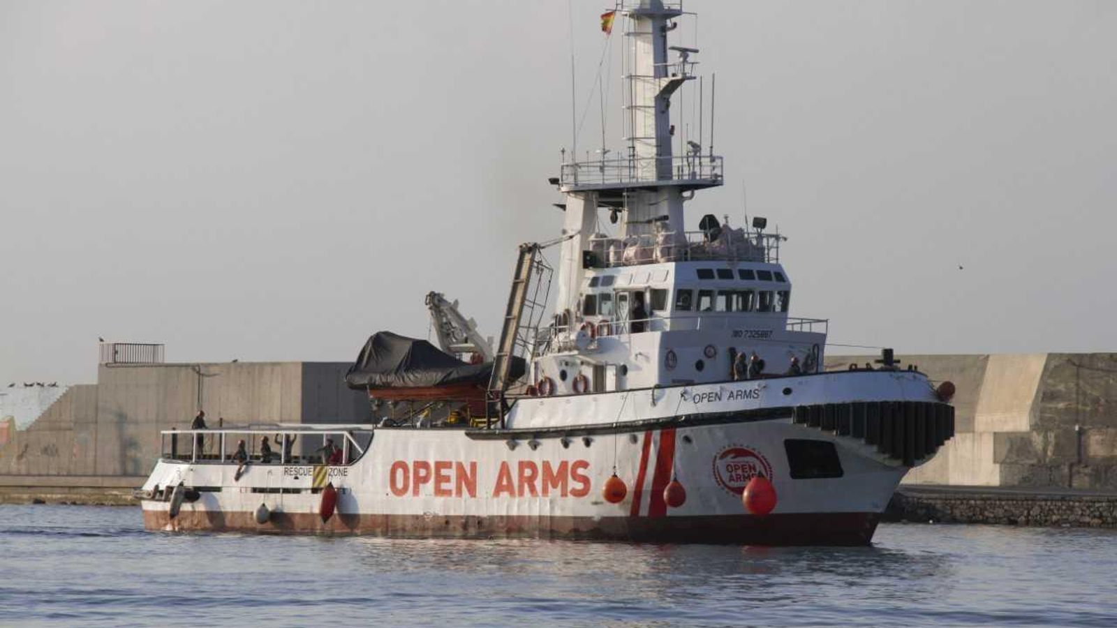 El Open Arms, durante su estancia en Motril.