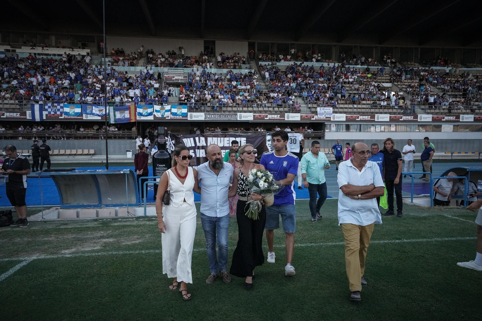 Búscate en el del partido del Xerez CD - UCAM