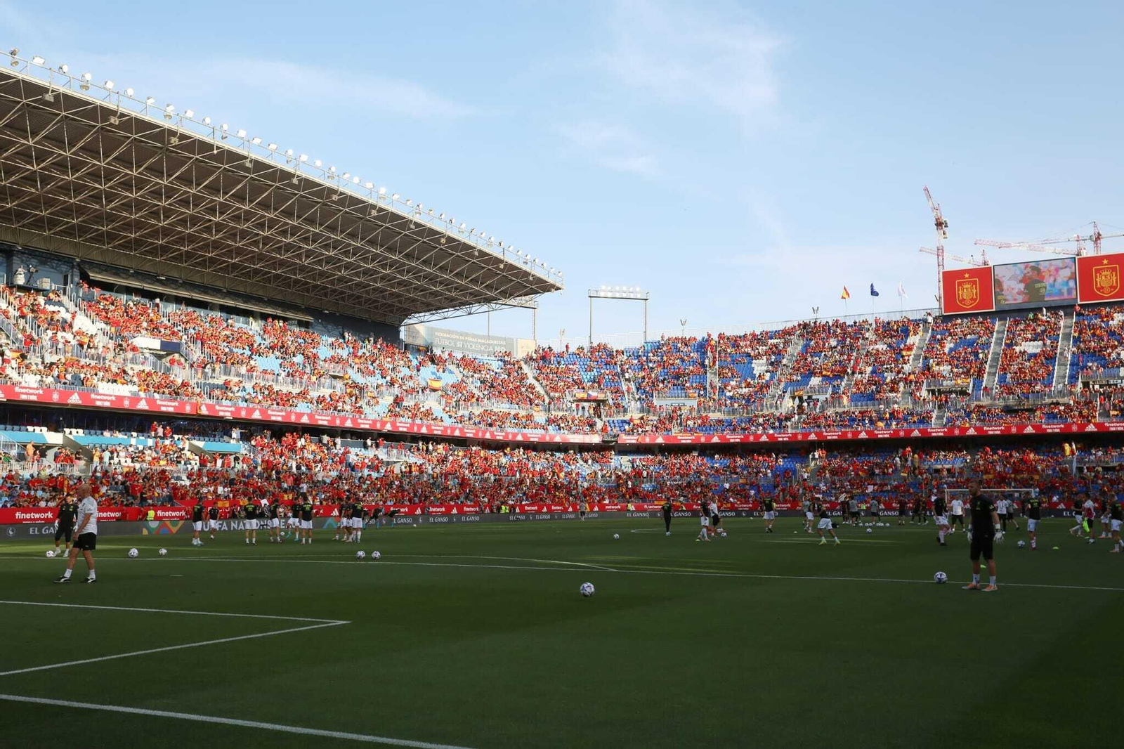 Perspectiva de La Rosaleda. Perspectiva de La Rosaleda.