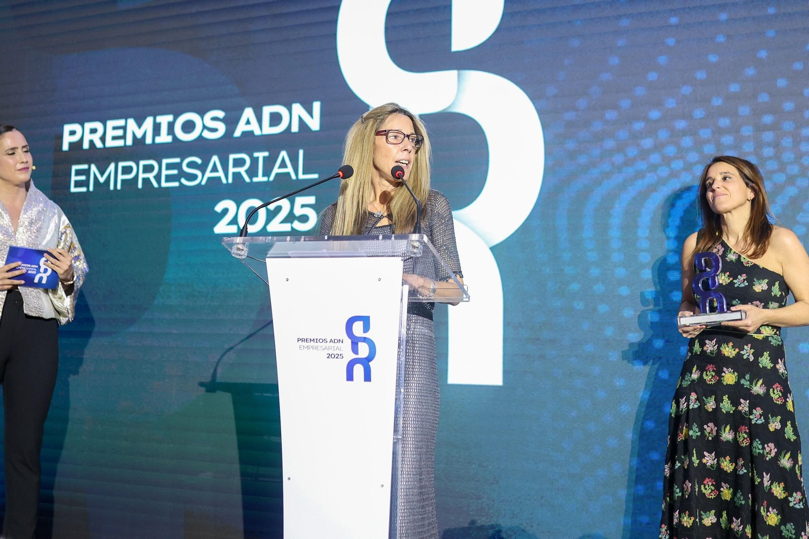 Así ha sido la entrega de los premios ADN Empresarial en Granada, con la presencia de Gerardo Cuerva