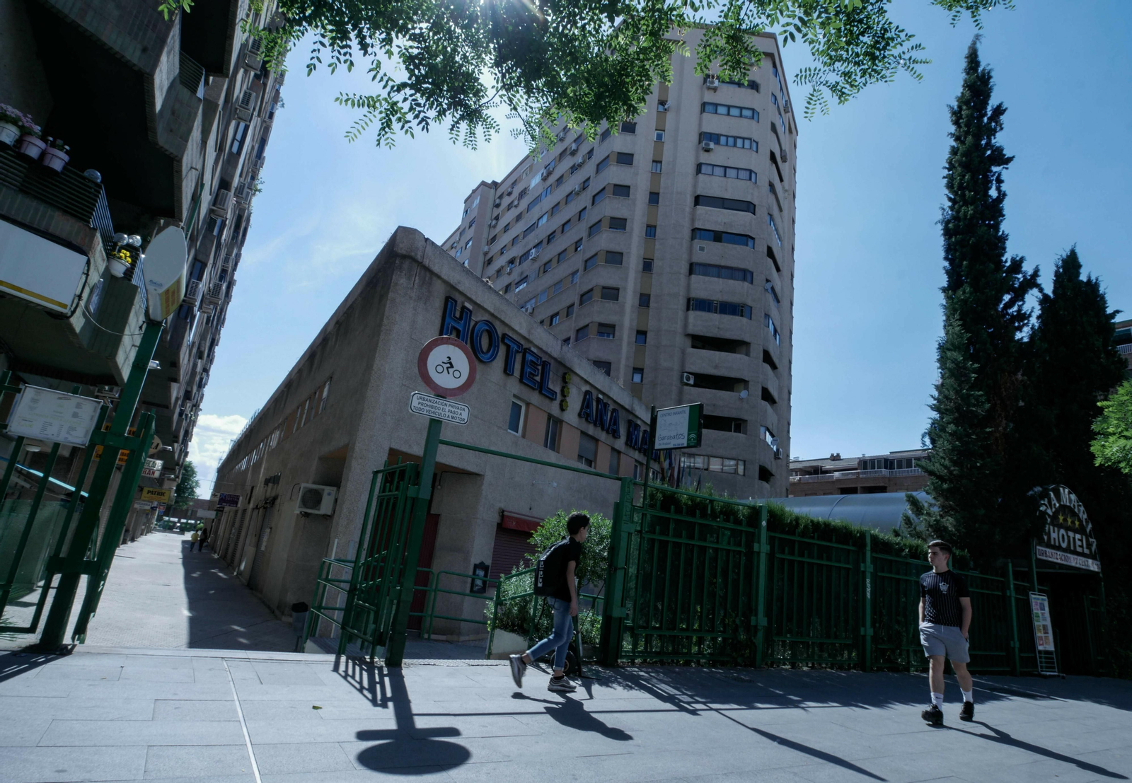 Bloque entre Ronda y Arabial donde estaba antiguamente la Puleva