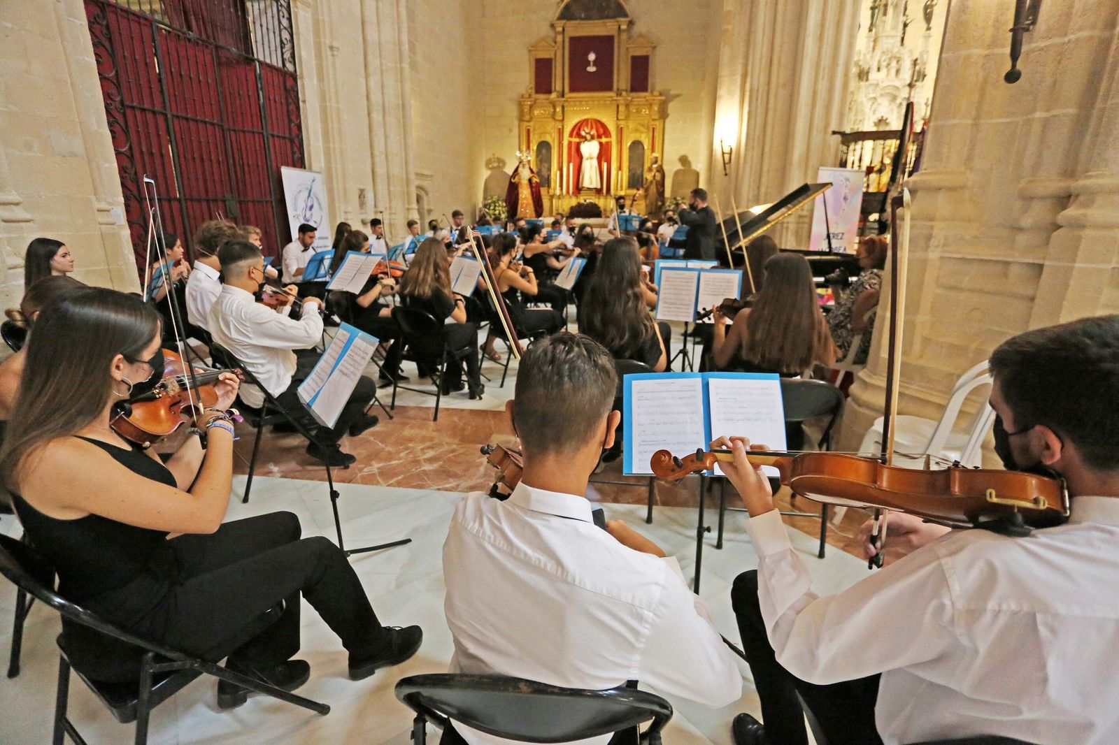 El Cardenal Carlos Amigo pronuncia el primer pregón Jacobeo en Santiago