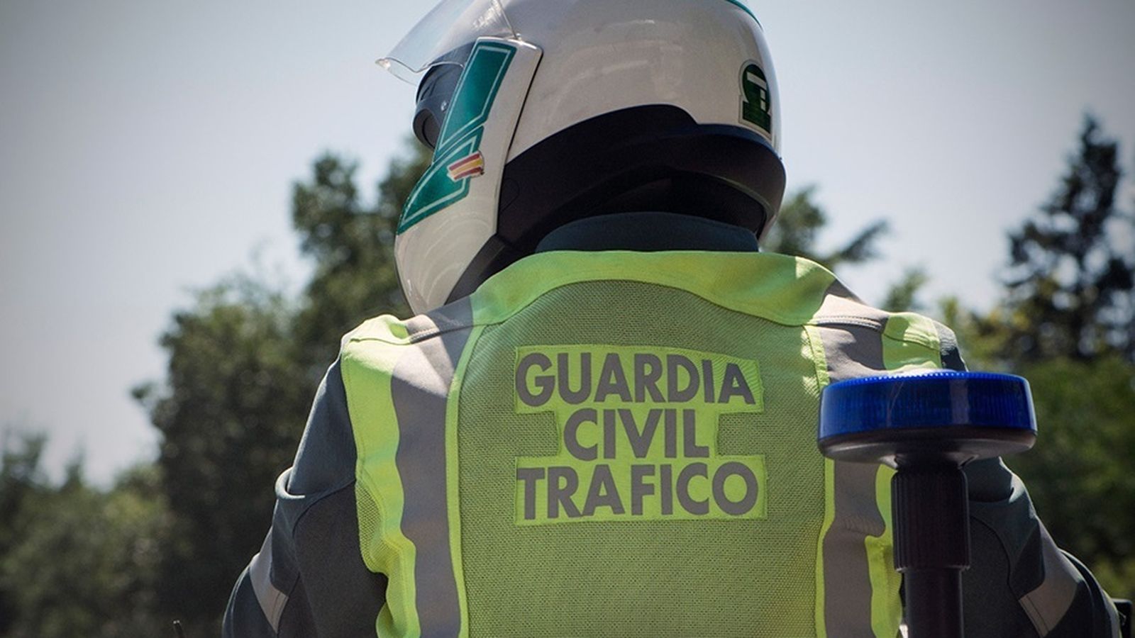 Un guardia civil de Tráfico.