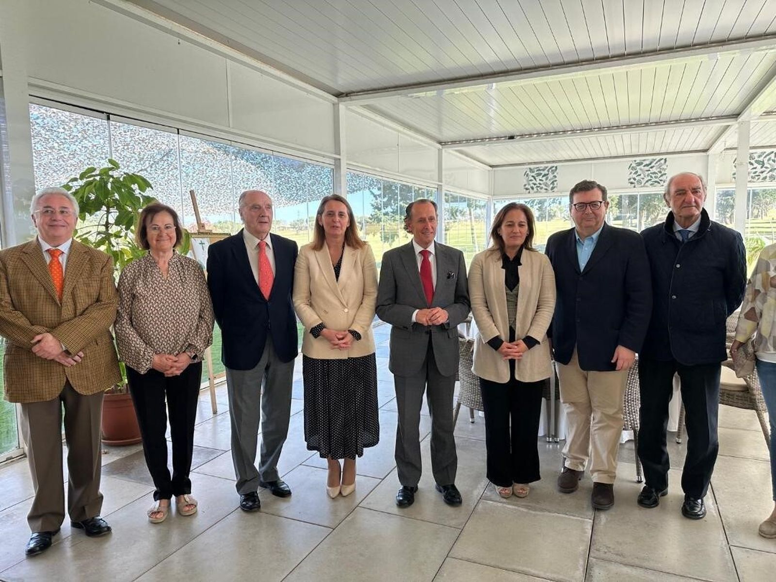 Miguel González-Saucedo, Marisa Viaña, Guillermo Cervera, la alcaldesa de Puerto Real Aurora Salvador, el alcalde de Chiclana de la Frontera José María Román, Ana María González, José Antonio Aldayturriaga y Francisco Pérez Aguilar.